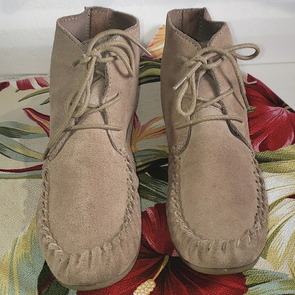 Steve Madden High Top Suede Moccasin Size 7.5 - Picture 3 of 7
